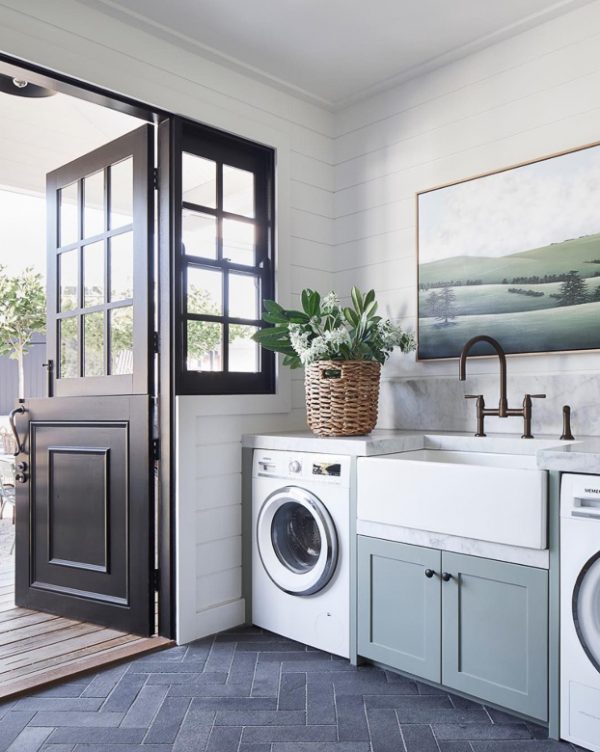 The Family Home Series : Family Laundry - Kyal & Kara : Kyal & Kara